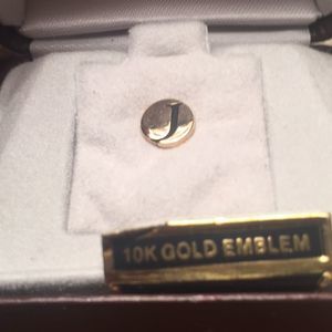 Octanner nib 10kt gold emblem initial J